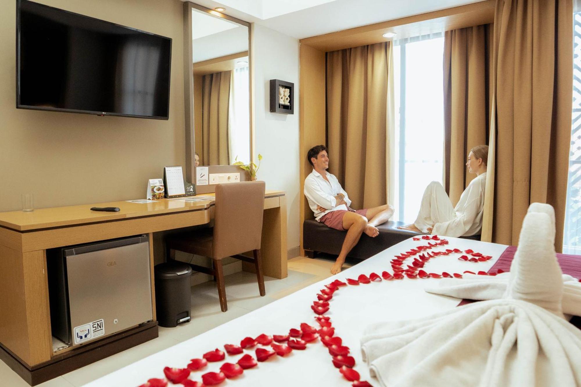 Hotel Horison Ultima Seminyak Bali - Chse Certified Esterno foto